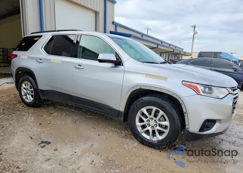 2019 Chevrolet Traverse Lt z USA, uszkodzony, nr VIN 1GNEVMKW8KJ257296